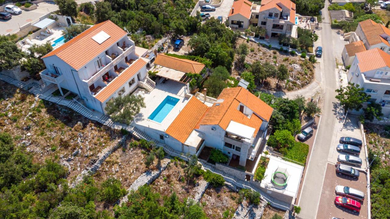 Villa Castello Zrnovo Eksteriør bilde
