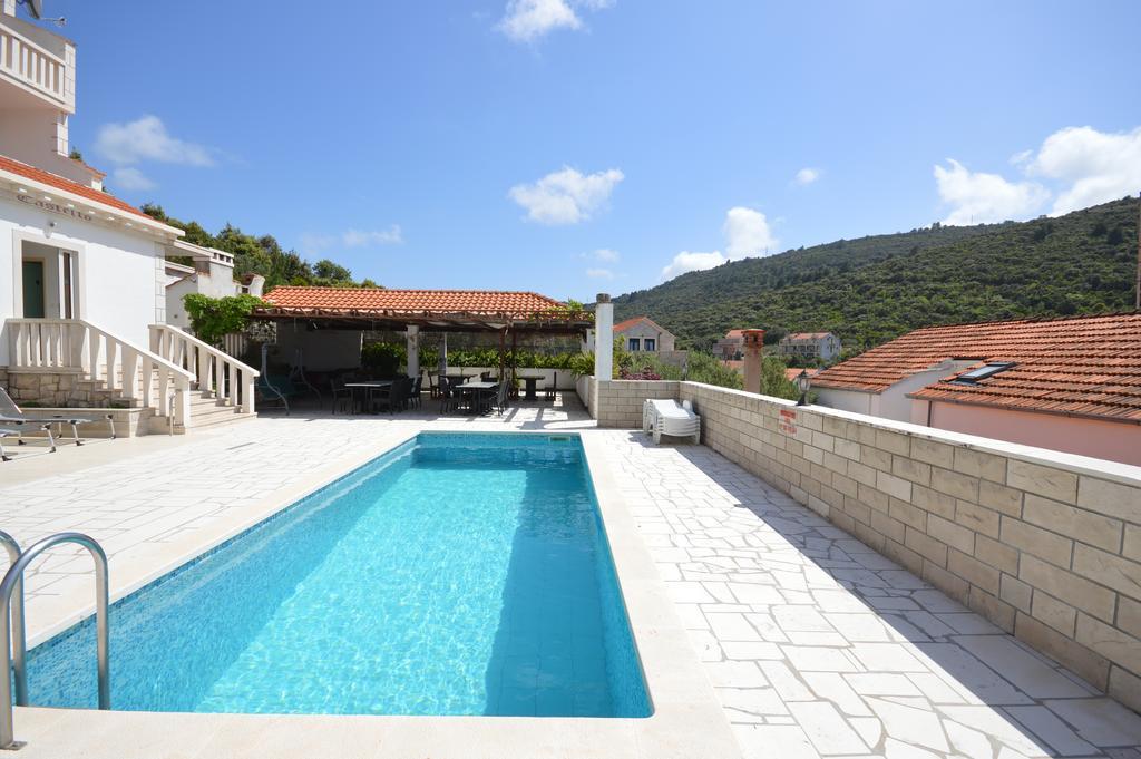 Villa Castello Zrnovo Eksteriør bilde